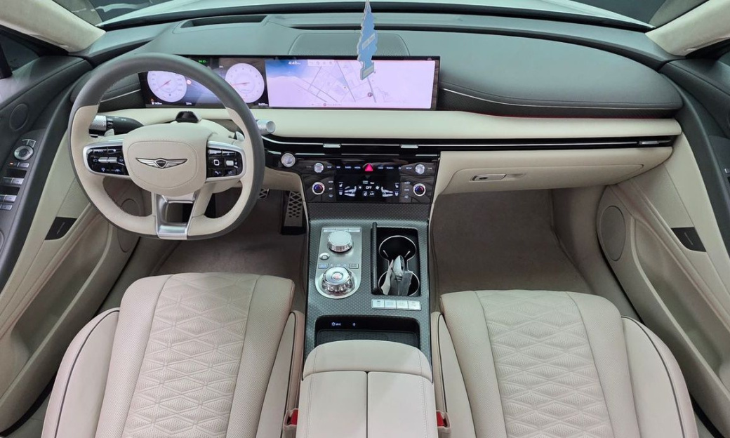 Genesis G80 Gasoline 2.5 Turbo AWD, 2025