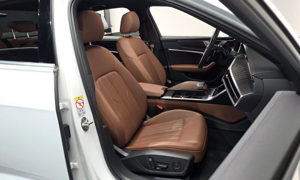 Audi A6 40 TDI Premium, 2023