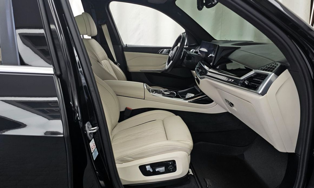 BMW X7 xDrive 40i M Sport 6STR, 2024