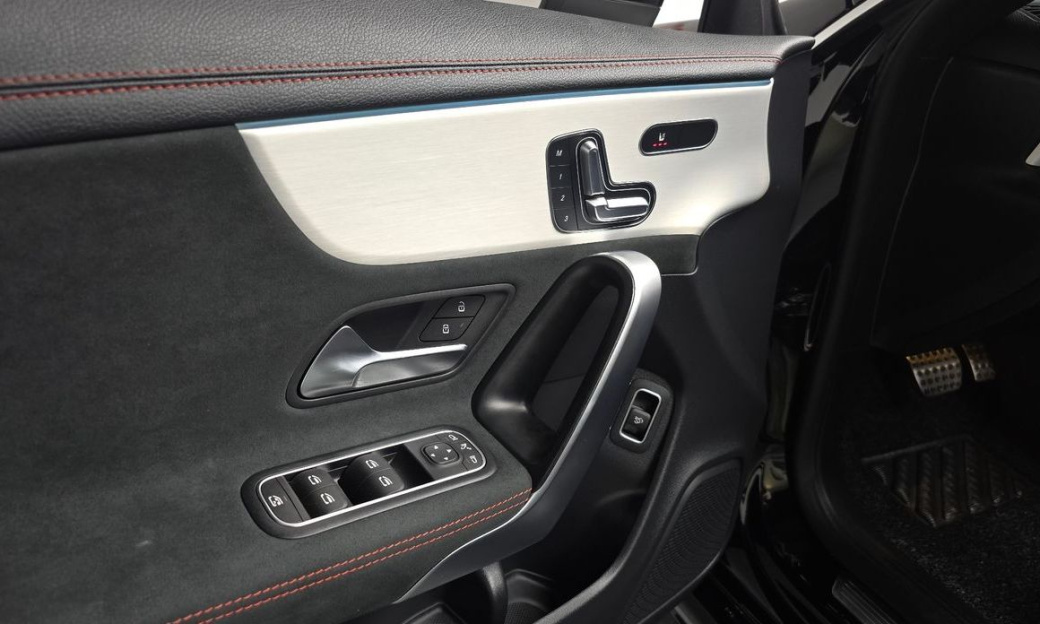 Mercedes-Benz CLA-Class CLA250 4MATIC, 2024