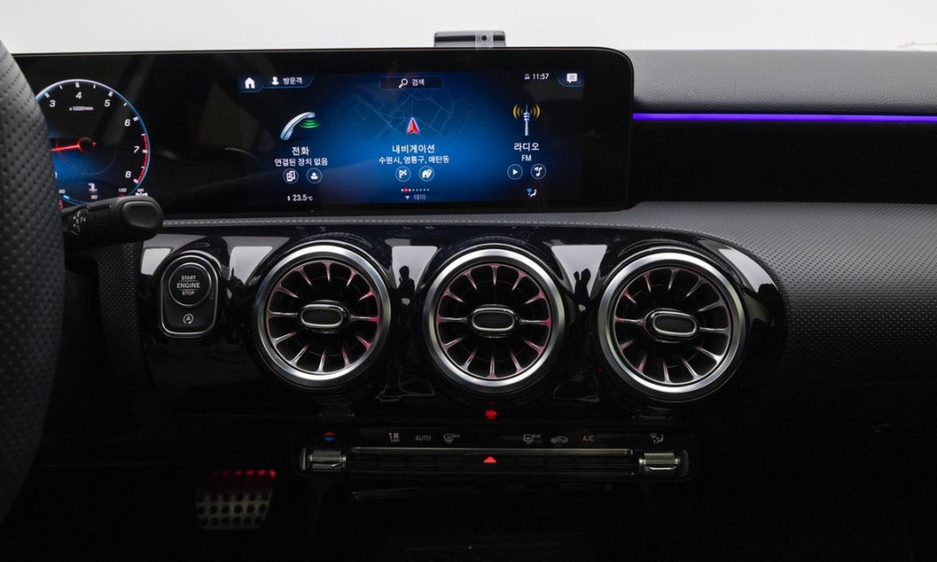 Mercedes-Benz A-Class AMG A35 4MATIC Sedan, 2023