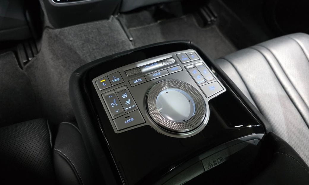 Genesis G80 Gasoline 2.5 Turbo AWD, 2022