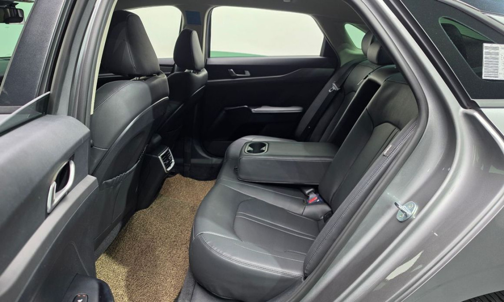 Kia K5 2.0, 2022