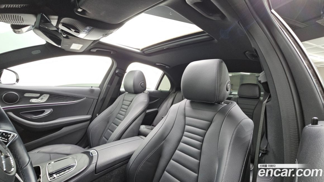 Mercedes-Benz E-Class E250 AMG Line, 2023