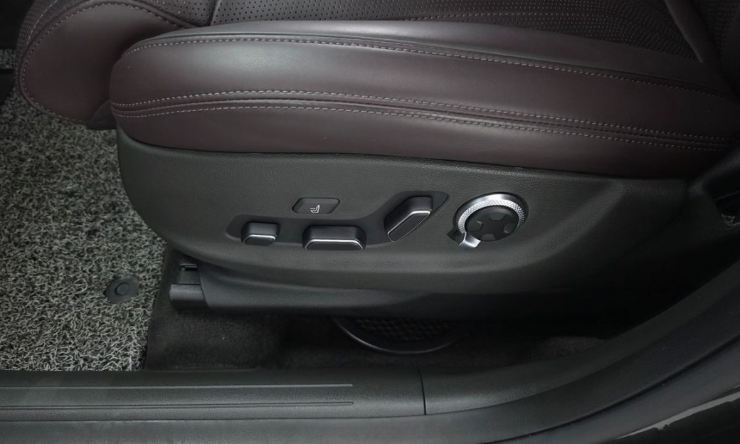 Genesis GV70 2.5T Gasoline AWD, 2024