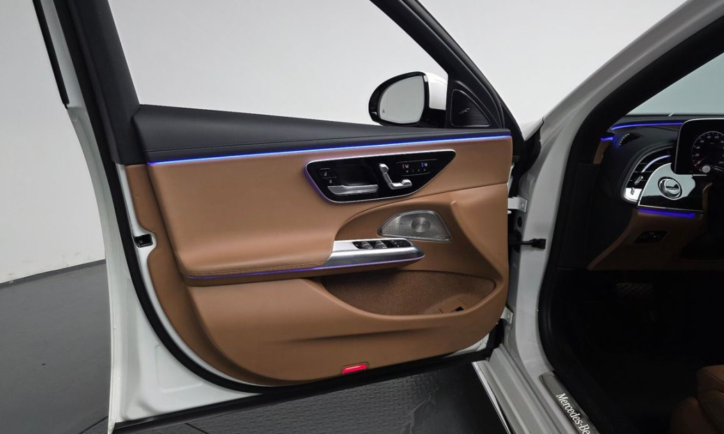 Mercedes-Benz E-Class E450 4MATIC Exclusive, 2024