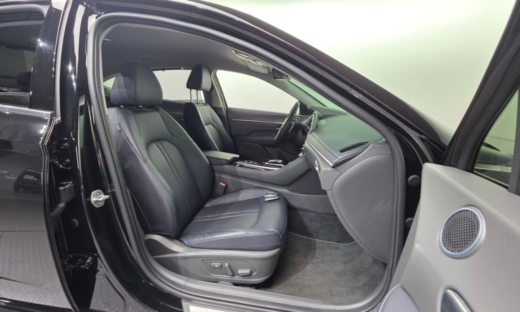 Hyundai Sonata 2.0, 2023