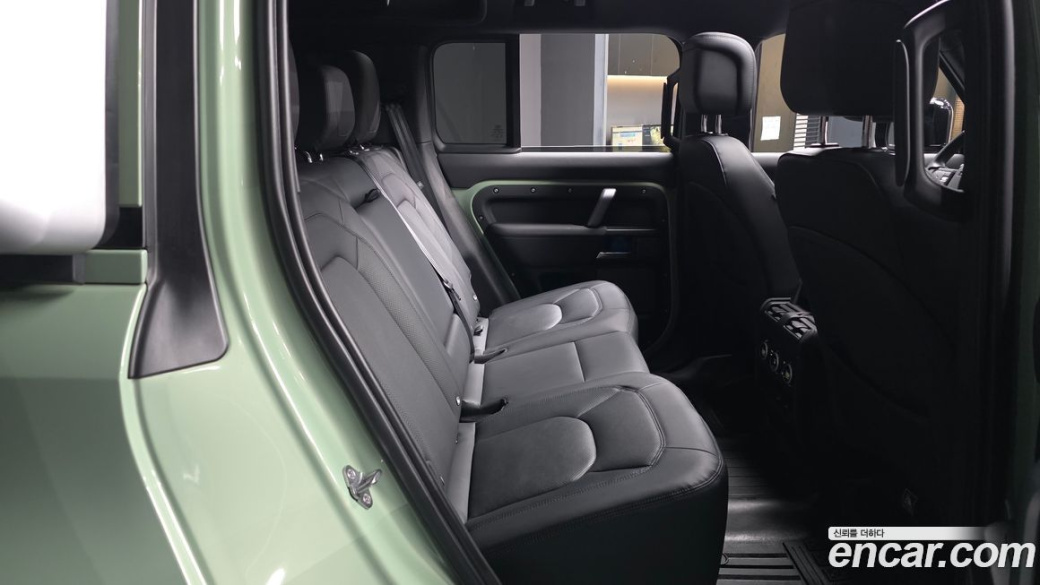 Land Rover Defender 110 D300 75th Edition, 2023