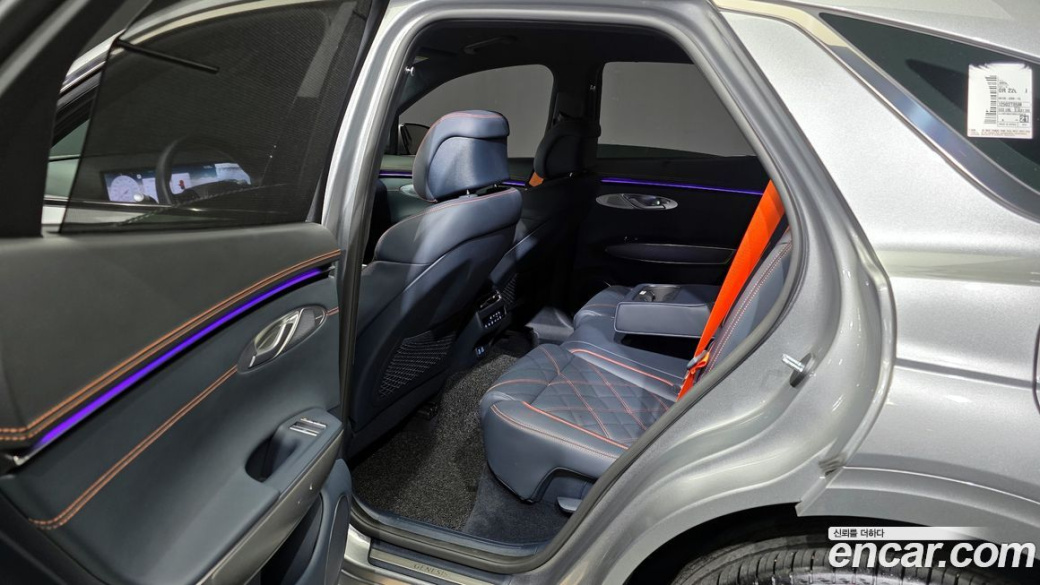 Genesis GV70 2.5T Gasoline 2WD, 2025