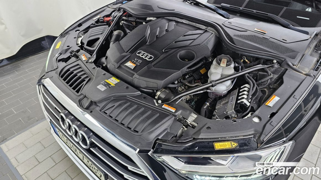 Audi A8 55 TFSI Quattro LWB, 2021