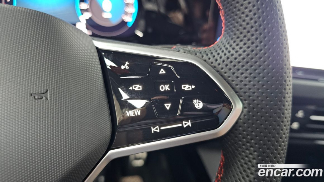 Volkswagen Golf 2.0 GTI, 2024