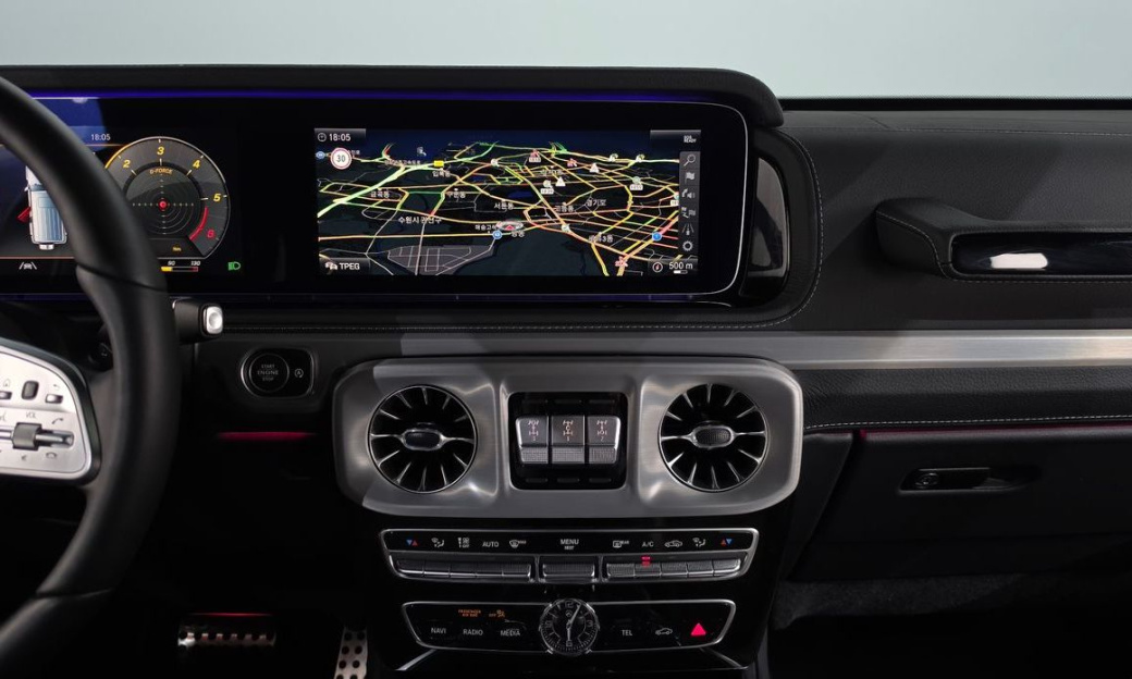 Mercedes-Benz G-Class G400d, 2023