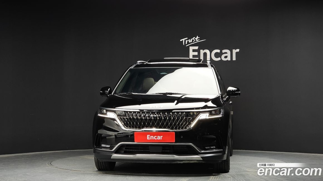 Kia Carnival 9-Seater Signature, 2023