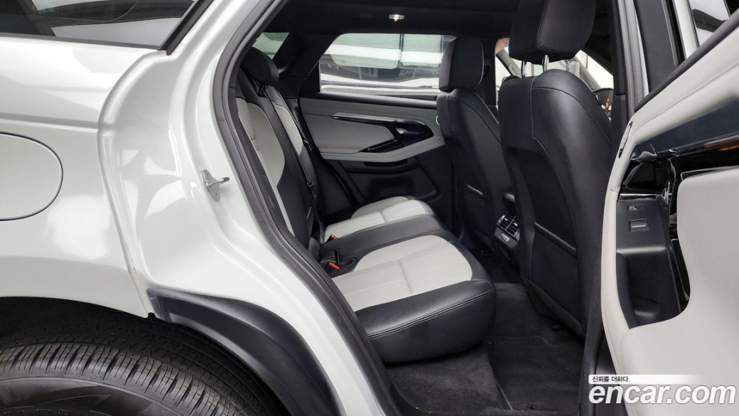 Land Rover Range Rover Evoque P250 R-Dynamic SE, 2022