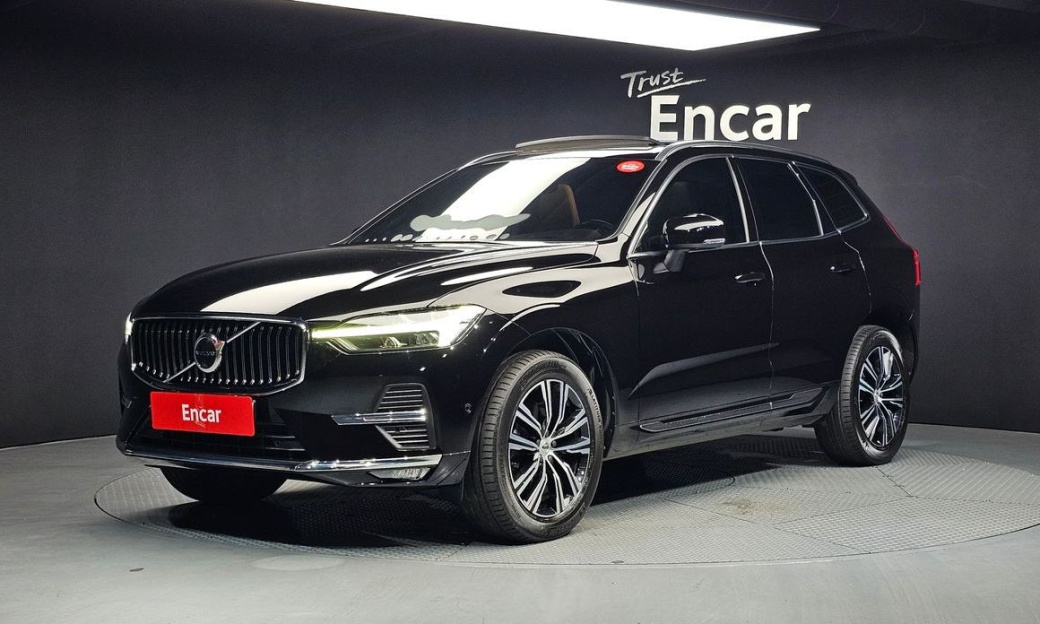 Volvo XC60 B5 Inscription, 2022