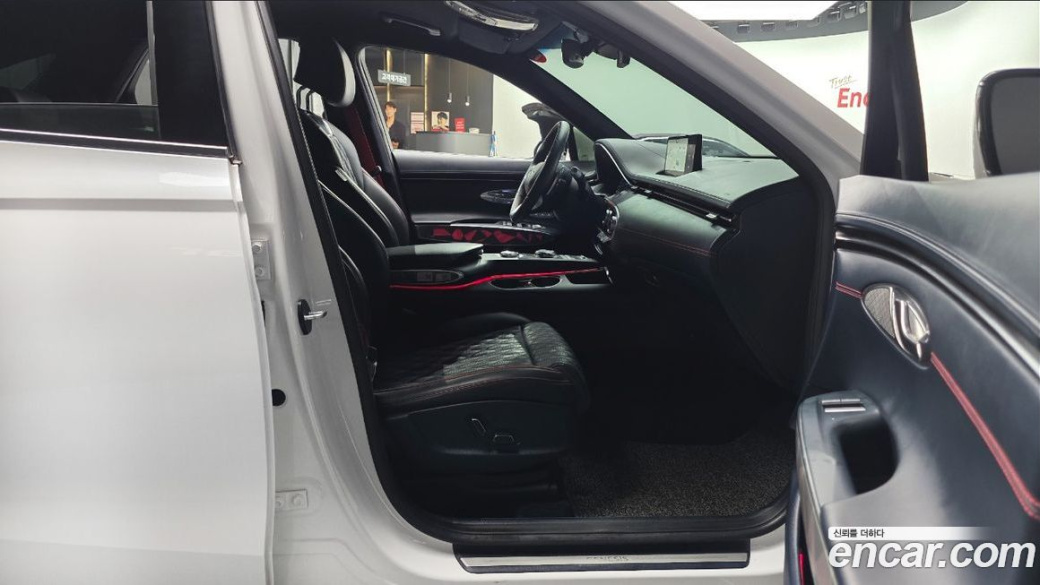 Genesis GV70 2.5T Gasoline AWD, 2024