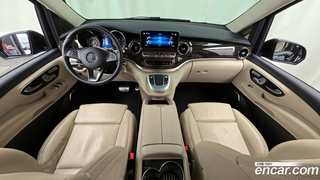 Mercedes-Benz V-Class V300 CDI, 2023