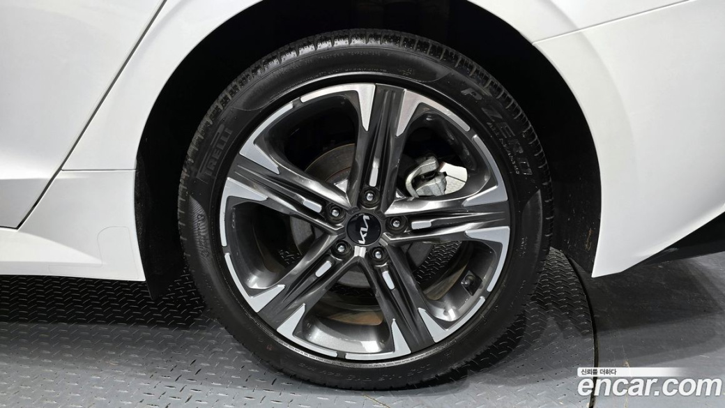 Kia K5 2.0, 2023