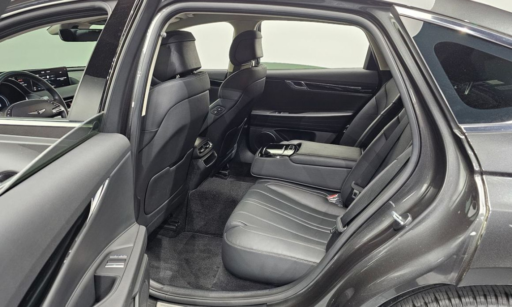 Genesis G80 Gasoline 2.5 Turbo AWD, 2024