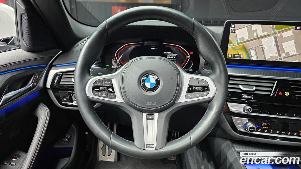 BMW 5-Series 523d M Sport, 2023