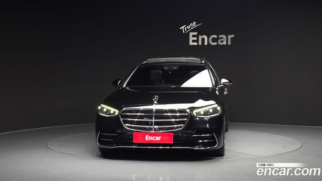 Mercedes-Benz S-Class S500L 4MATIC, 2022