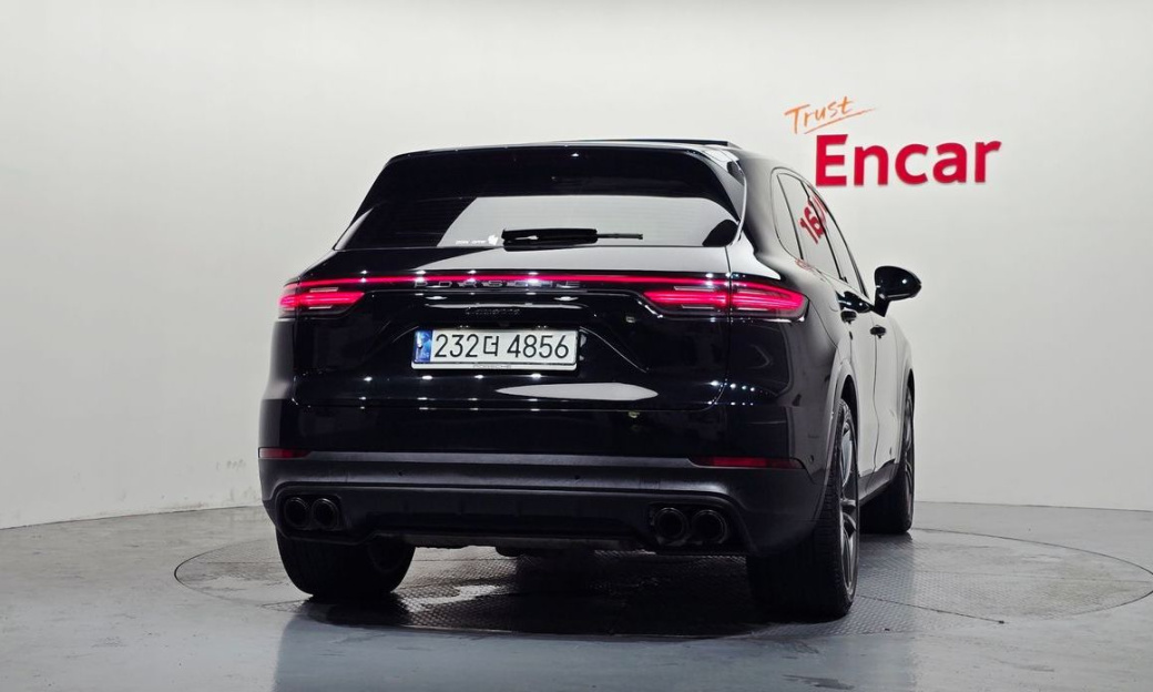 Porsche Cayenne 3.0 PLATINUM EDITION, 2023
