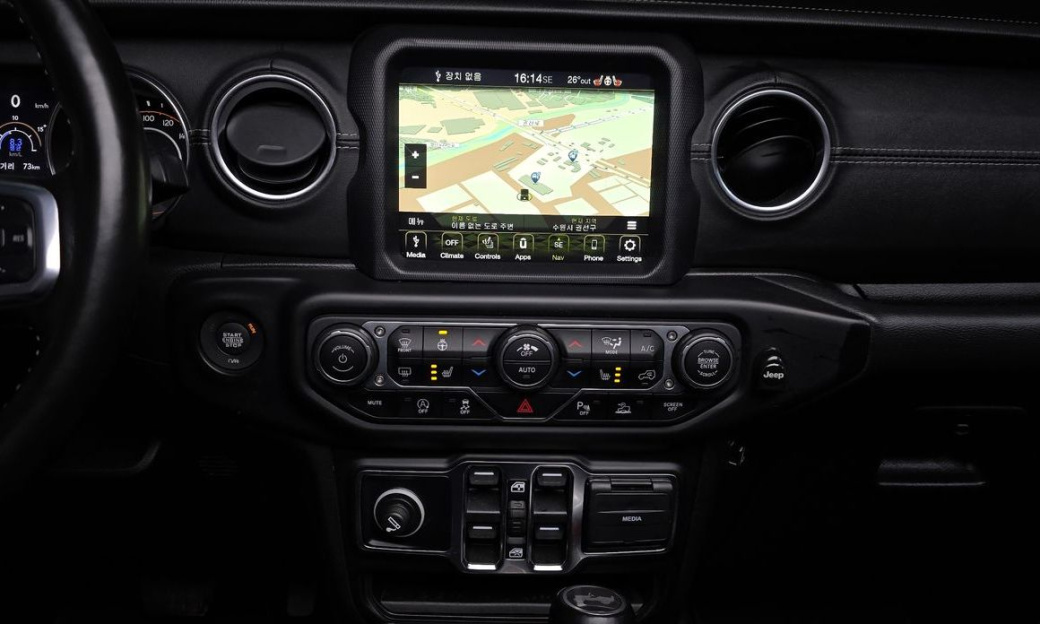 Jeep Wrangler 2.0 Overland Power Top 4Door, 2021