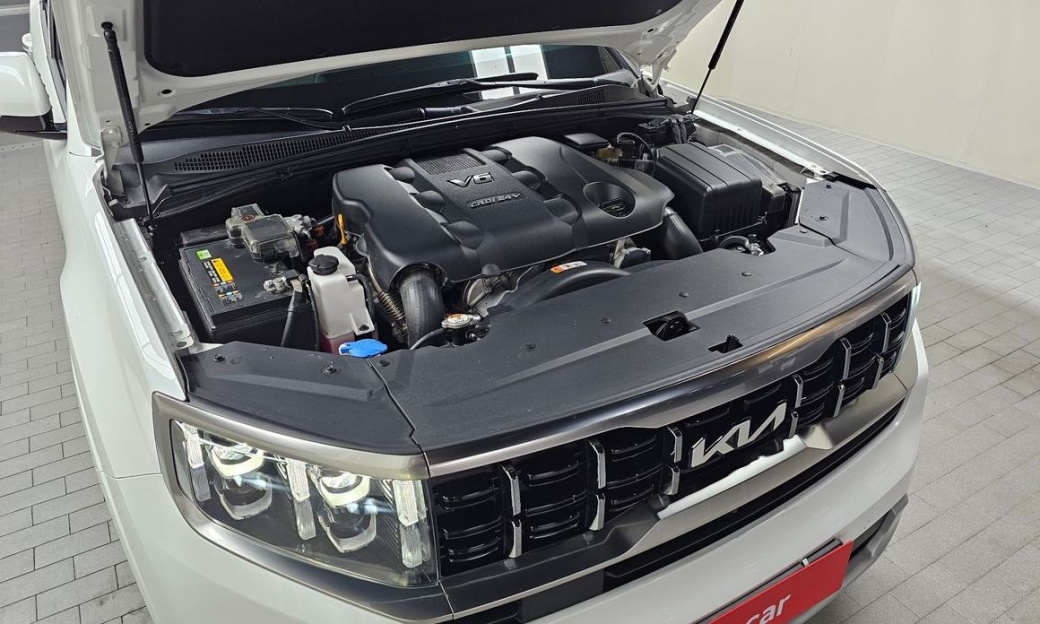 Kia Mohave Diesel 3.0 4WD 7-Seater, 2024