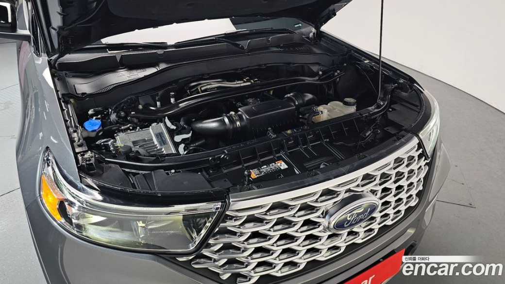 Ford Explorer 3.0 Platinum 4WD, 2022