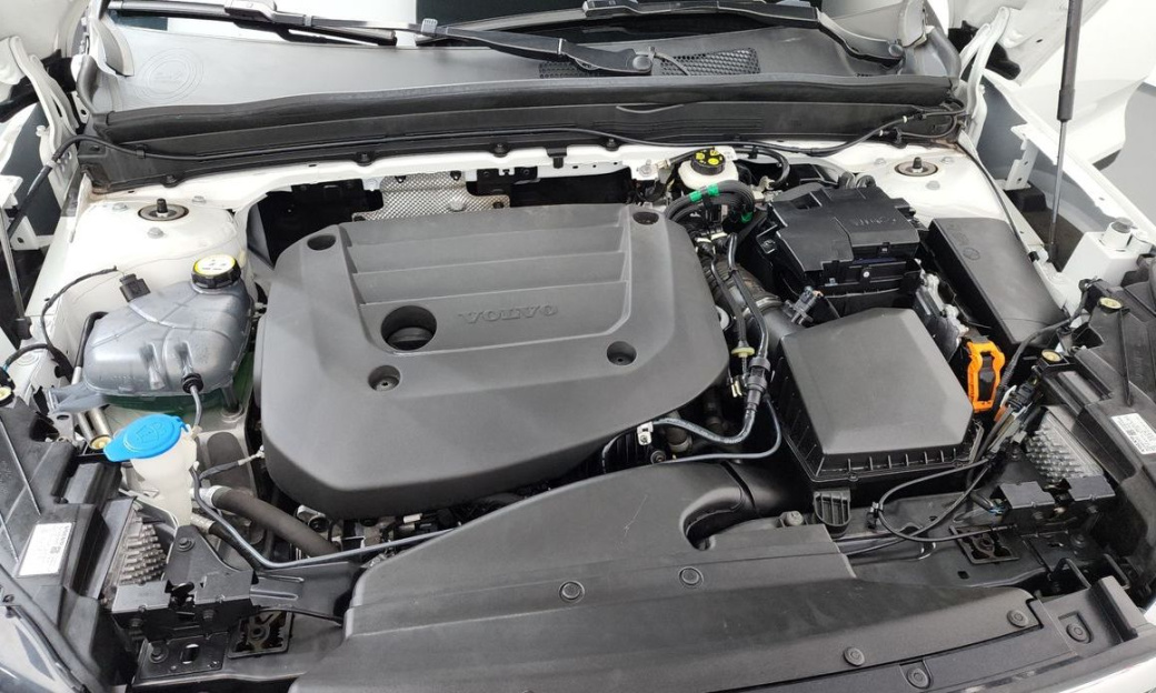 Volvo XC40 B4 Ultimate Bright, 2024