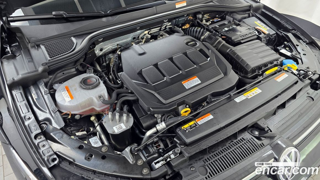 Volkswagen Golf 2.0 TDI Prestige, 2025