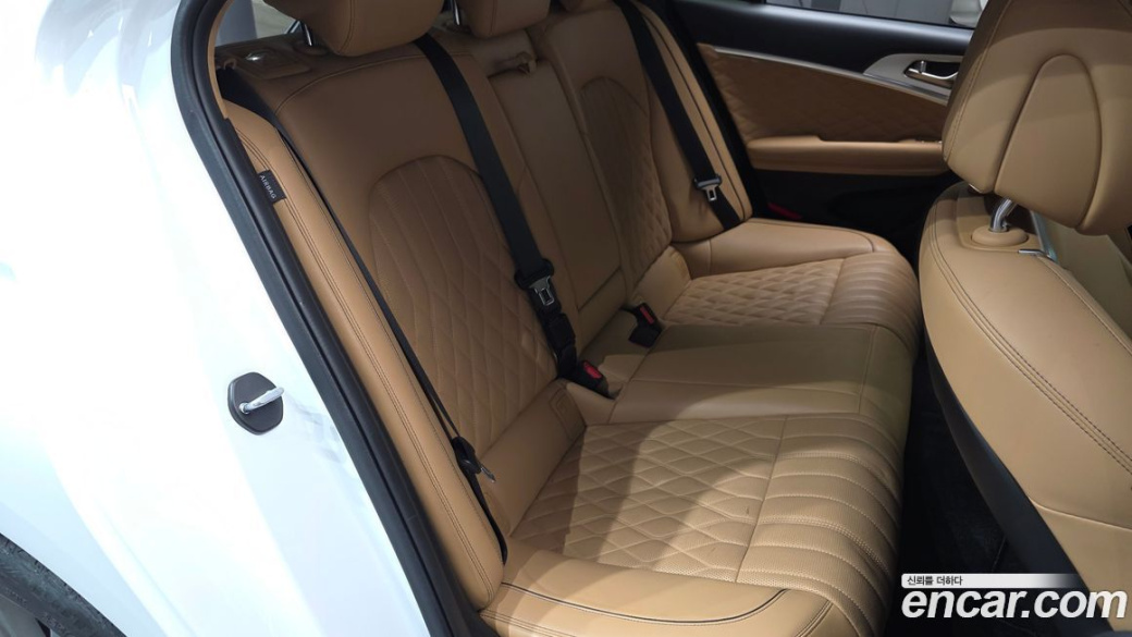 Genesis G70 Gasoline 2.5T 4WD, 2024