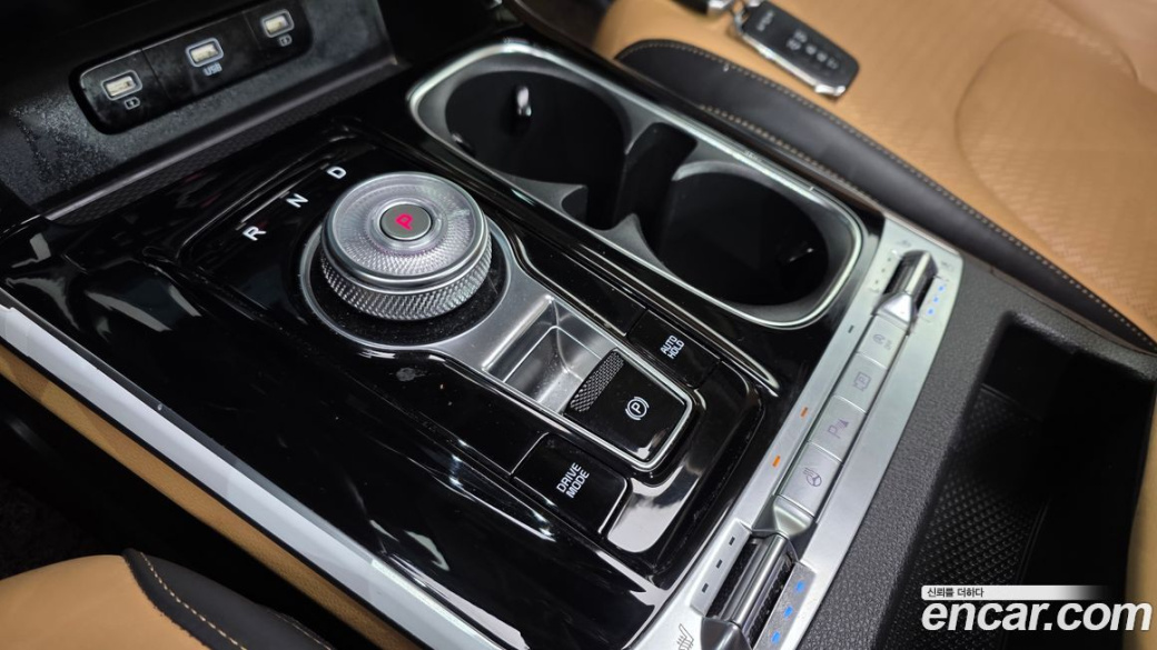 Kia Carnival 9-Seater Signature, 2023