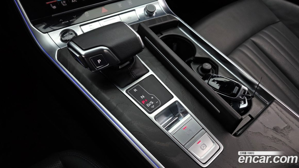 Audi A6 45 TFSI Quattro Premium, 2023