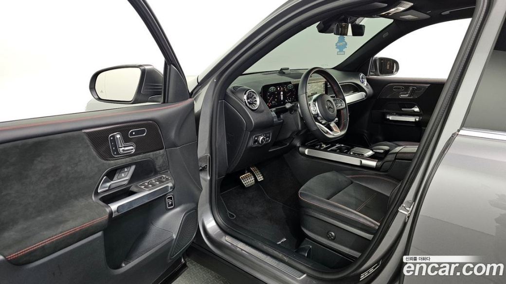 Mercedes-Benz GLB-Class GLB250 4MATIC, 2023