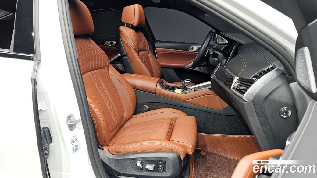 BMW X6 M50i, 2023