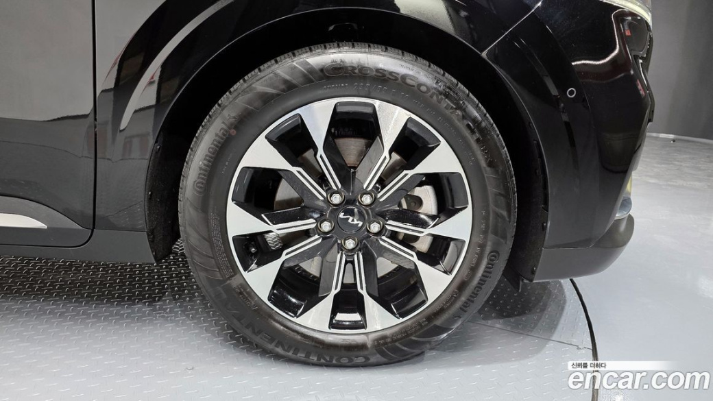 Kia Carnival 7-Seater Signature, 2022