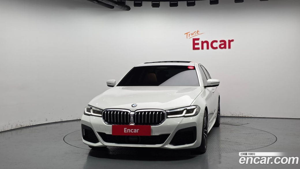 BMW 5-Series 520i M Sport, 2022