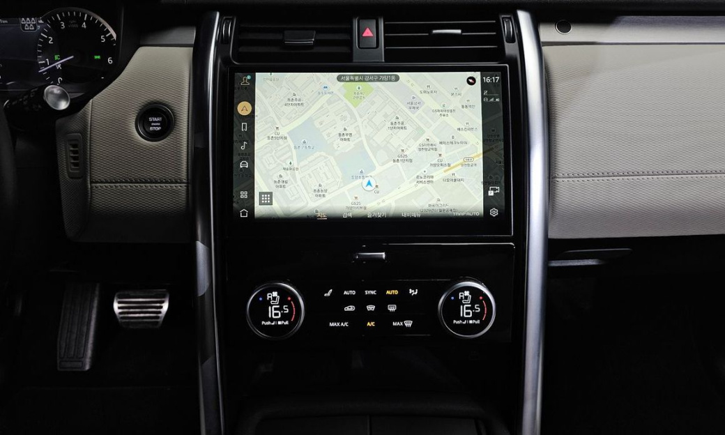 Land Rover Discovery P360 R-Dynamic SE, 2023