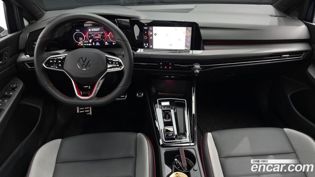 Volkswagen Golf 2.0 GTI, 2024