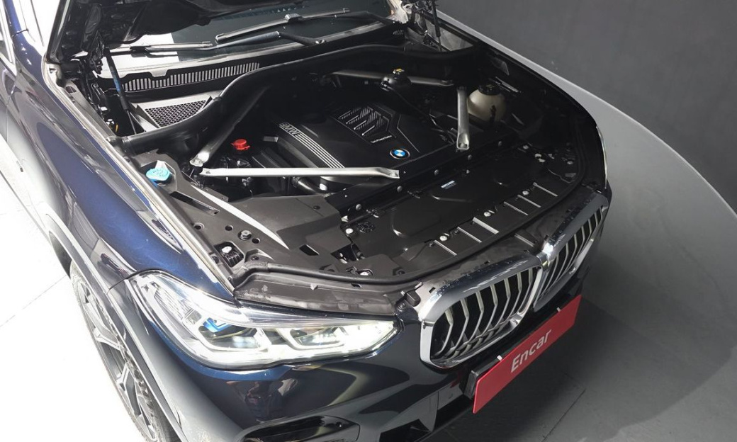 BMW X5 xDrive 40i M Sport, 2022