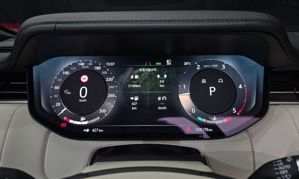 Land Rover Range Rover D350 Autobiography Long Wheel Base, 2025