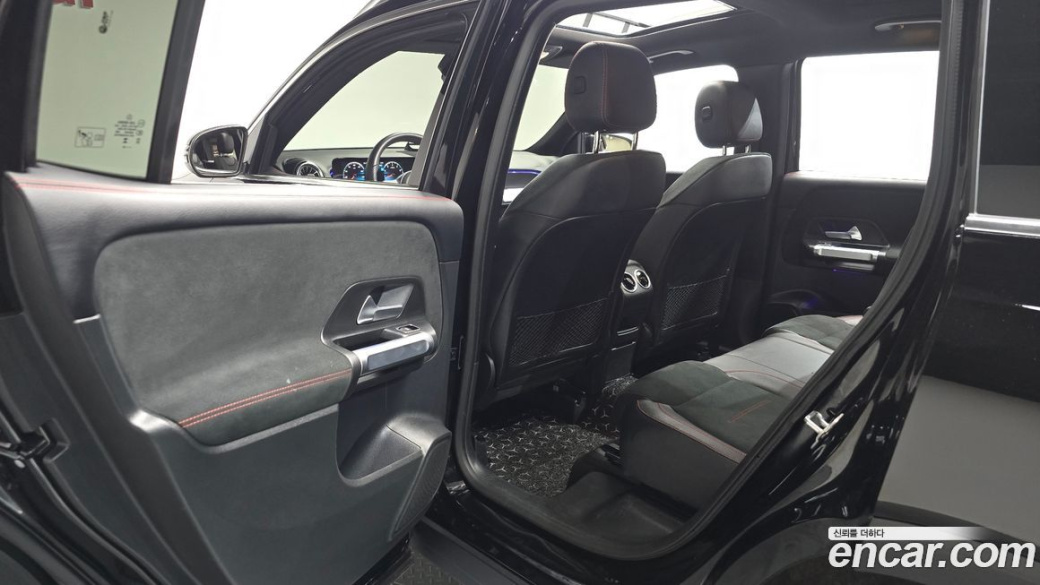 Mercedes-Benz GLB-Class GLB250 4MATIC, 2023