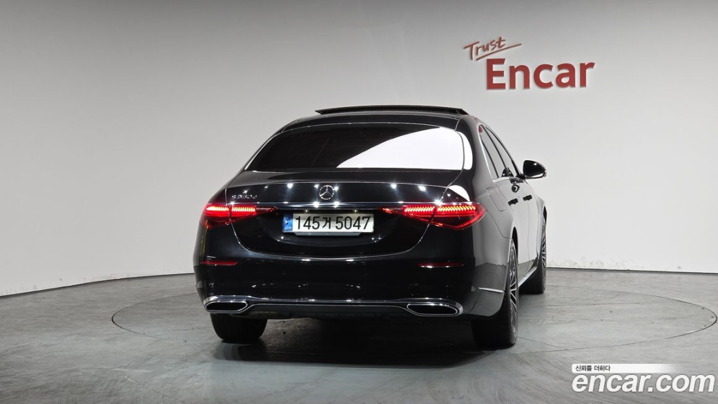 Mercedes-Benz S-Class S350 d, 2022