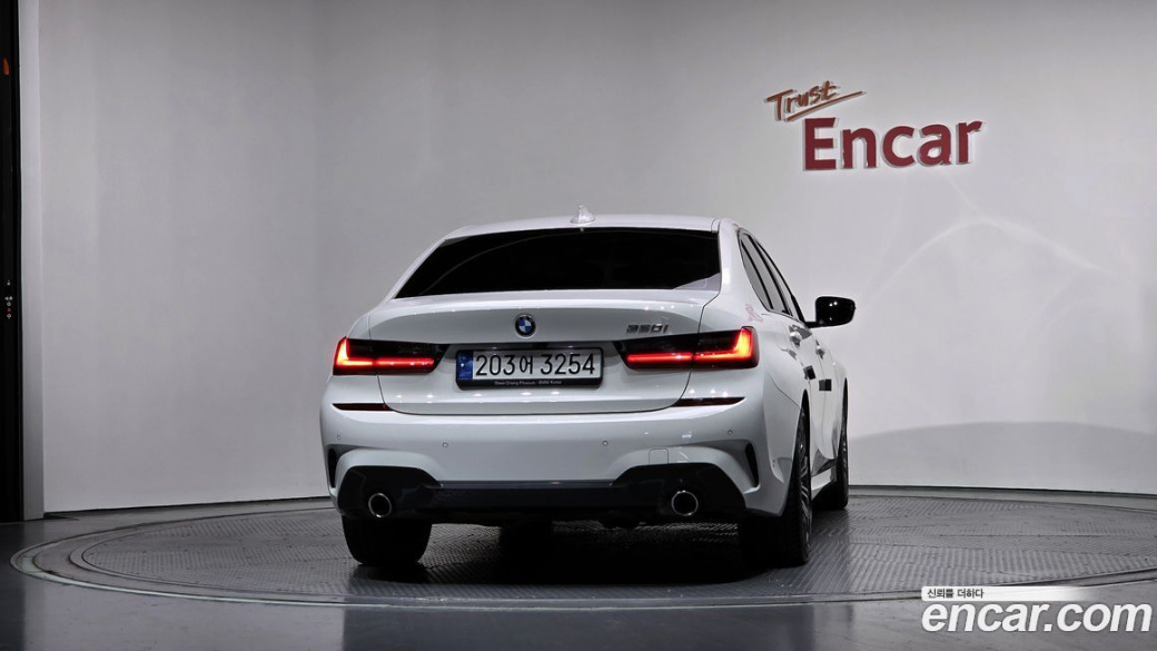 BMW 3-Series 320i M Sport, 2022