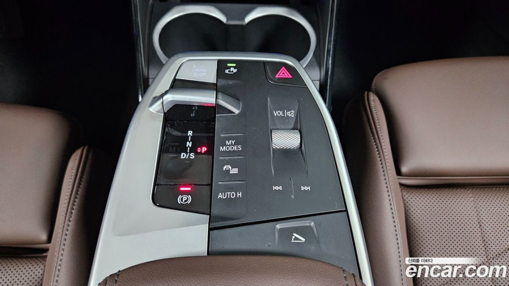 BMW X1 xDrive 20i M Sport, 2025