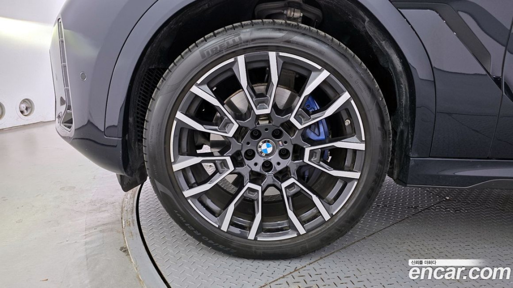 BMW X6 xDrive40i M Sport, 2025