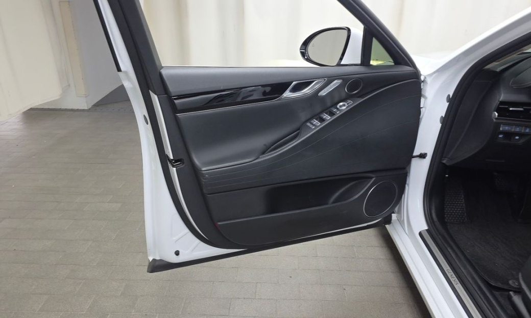 Genesis G80 Gasoline 2.5 Turbo AWD, 2024