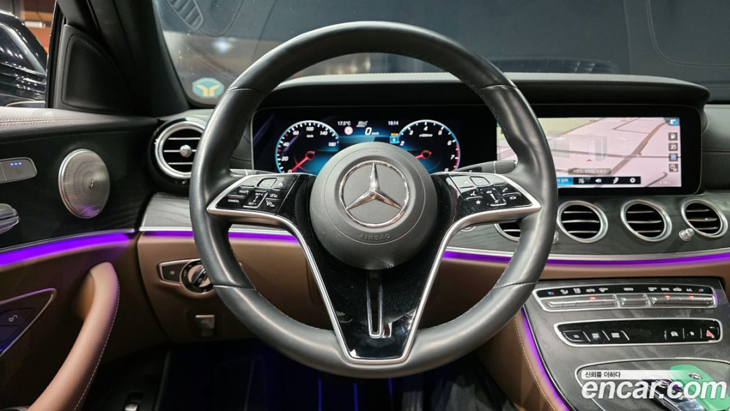 Mercedes-Benz E-Class E250 AMG Line, 2023