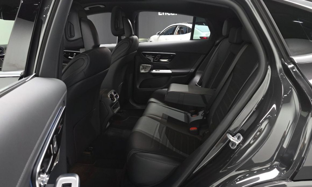 Mercedes-Benz GLC-Class GLC300 4MATIC Coupe, 2025